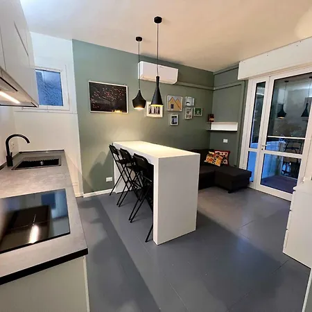 Apartament In 25362